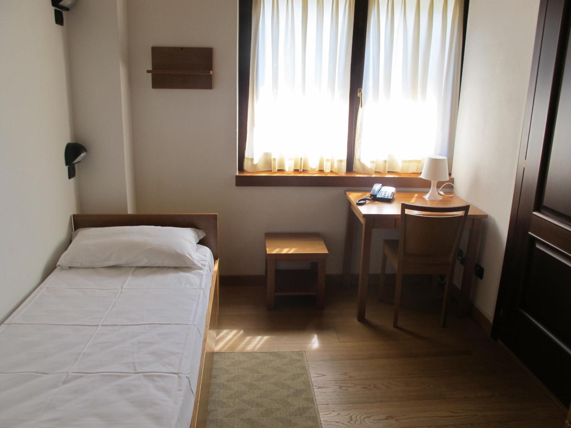 Casa Alpina Don Guanella Bed and Breakfast Macugnaga Εξωτερικό φωτογραφία
