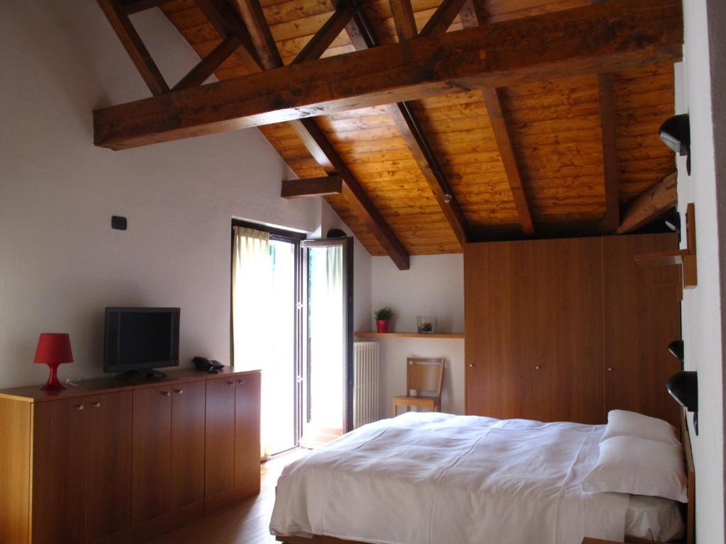 Casa Alpina Don Guanella Bed and Breakfast Macugnaga Δωμάτιο φωτογραφία