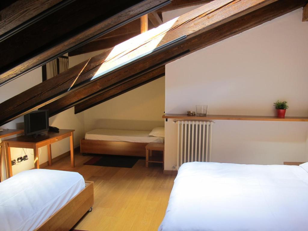 Casa Alpina Don Guanella Bed and Breakfast Macugnaga Δωμάτιο φωτογραφία