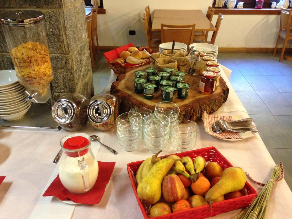 Casa Alpina Don Guanella Bed and Breakfast Macugnaga Εξωτερικό φωτογραφία