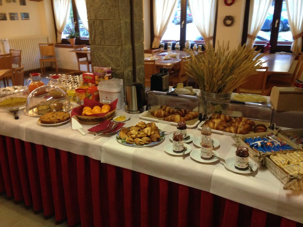 Casa Alpina Don Guanella Bed and Breakfast Macugnaga Εξωτερικό φωτογραφία